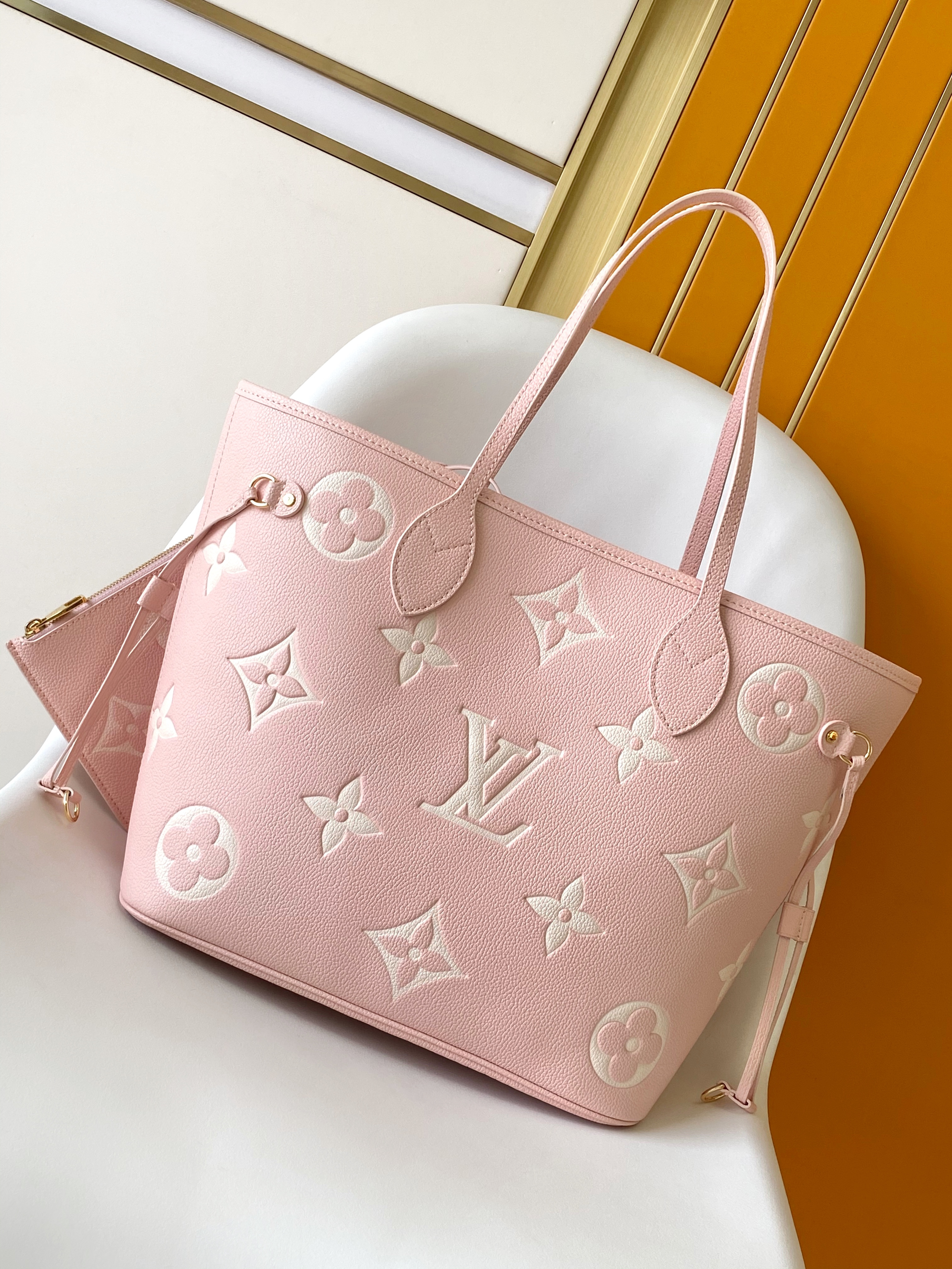 LV Neverfull MM 石英粉