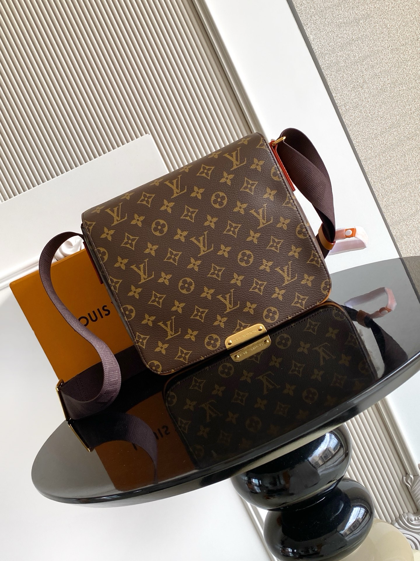 LV Bastille PM 經典老花
