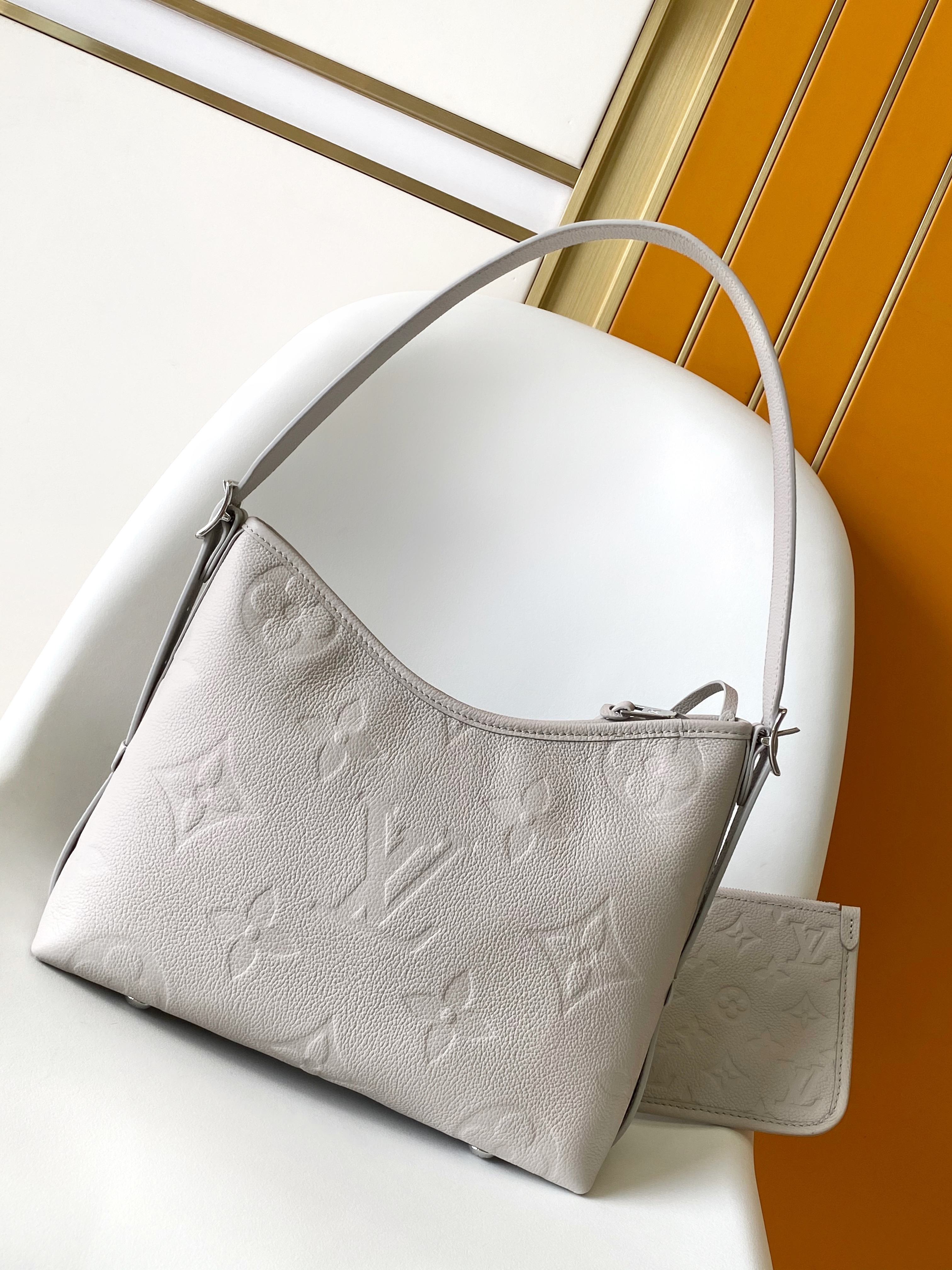 LV CarryAll PM 霧灰色