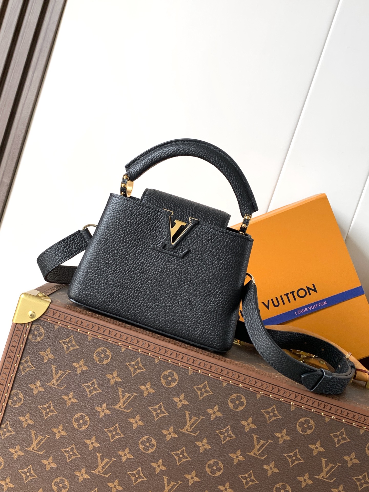 LV Capucines Mini 黑色