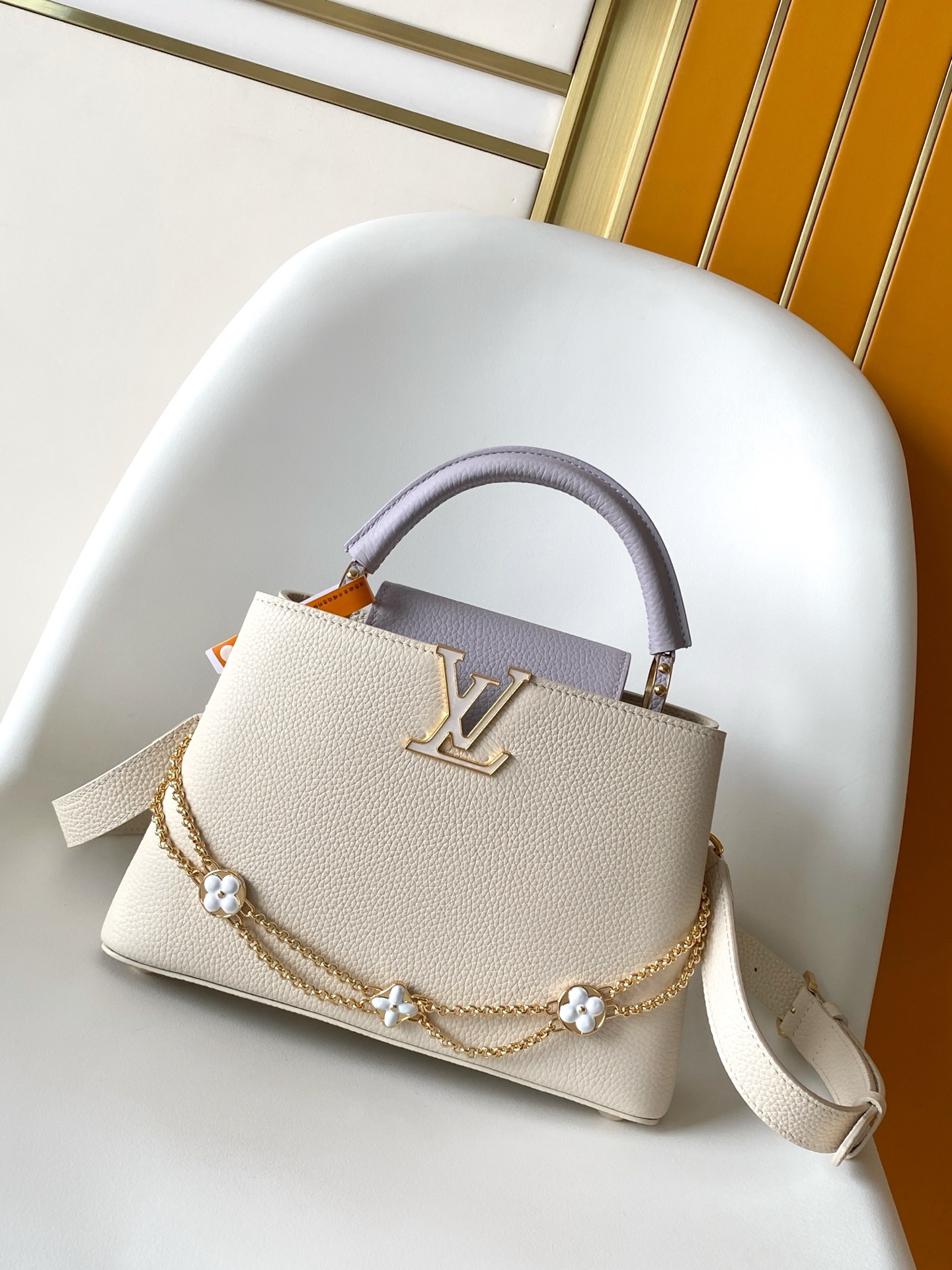 LV Capucines Mini 石英白淡紫