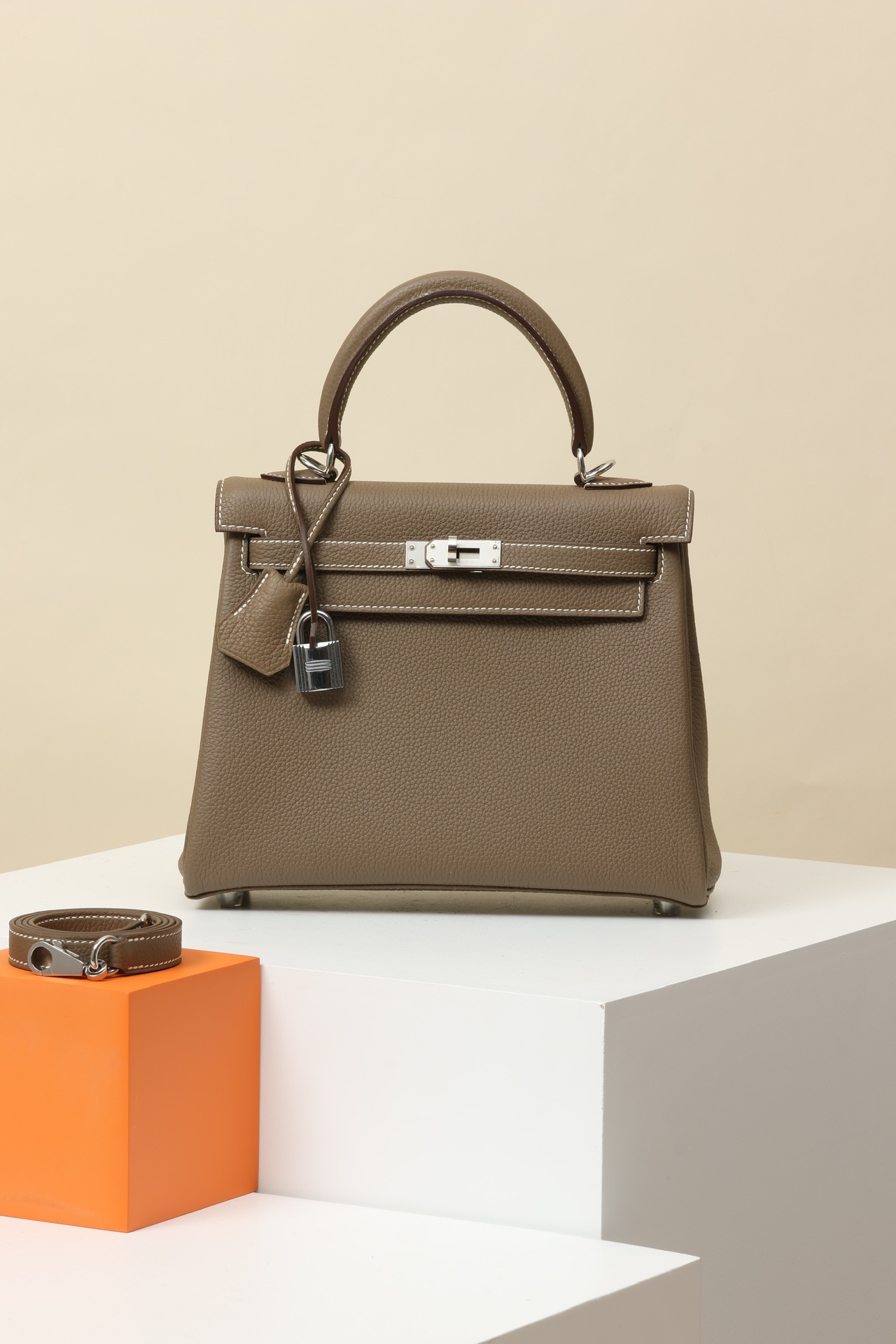 Hermès Kelly 25 CK18 大象灰 Togo 皮 銀扣
