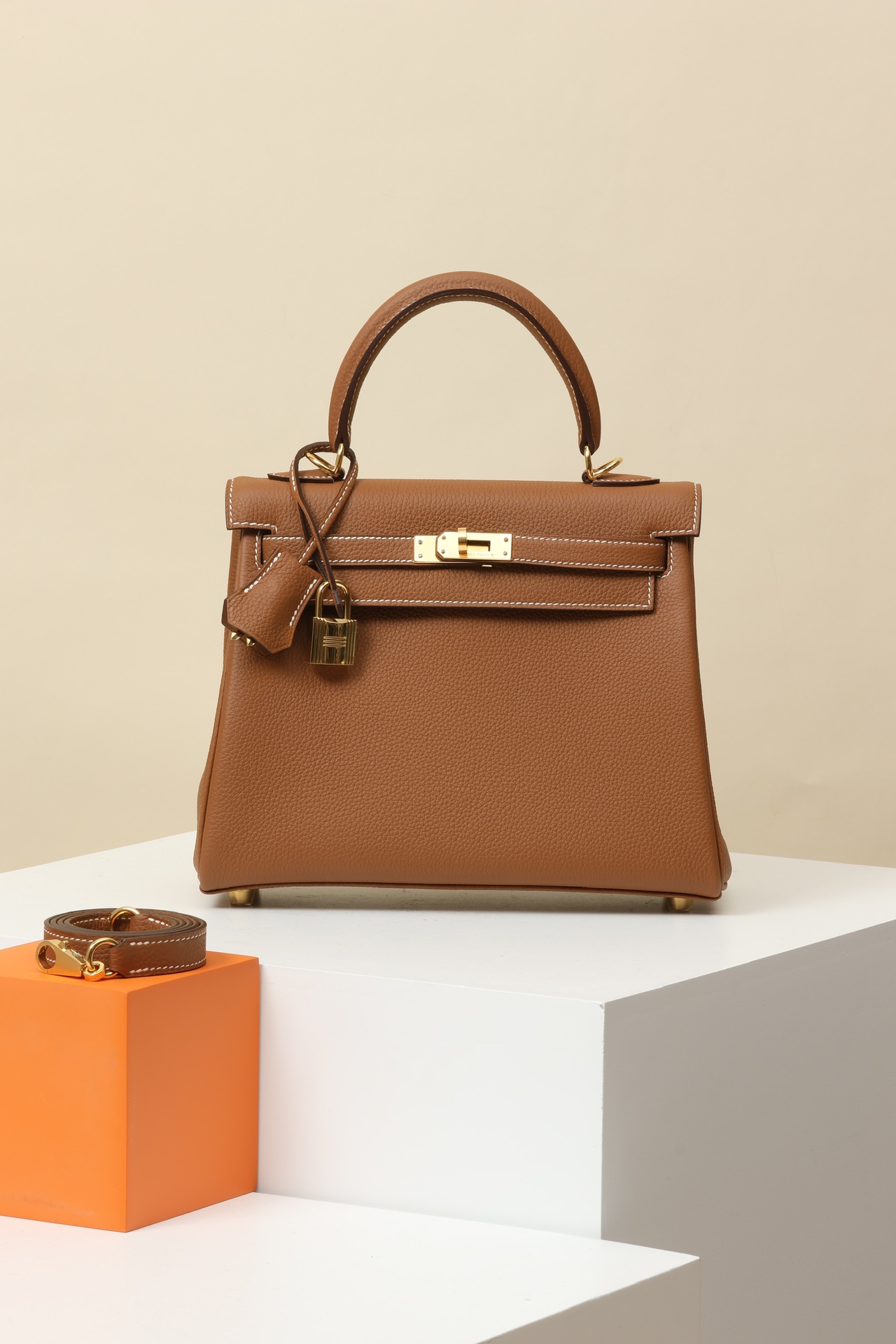 Hermès Kelly 25 CK37 金棕 Togo 皮 金扣