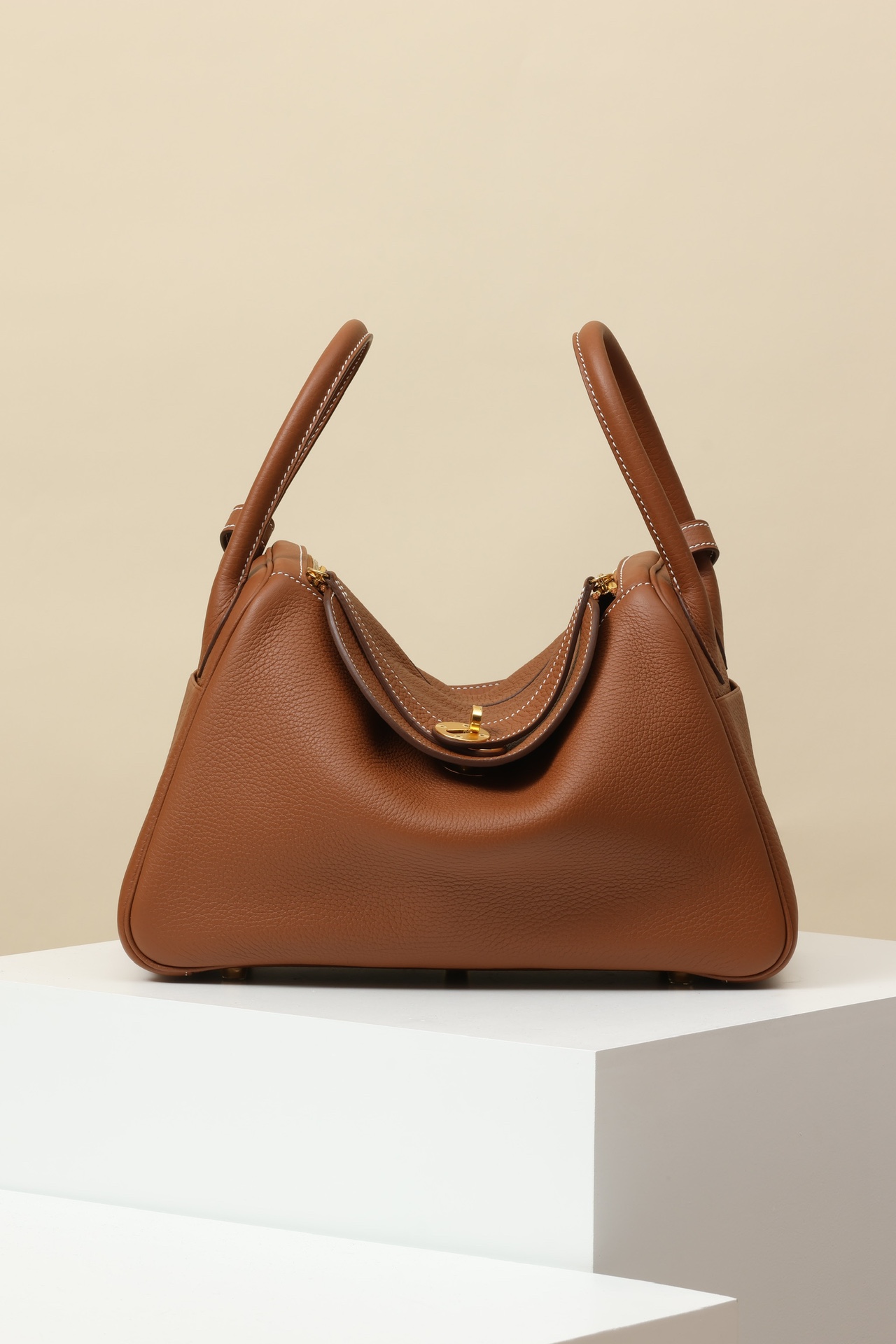 Hermès Lindy 30 CK37 金棕 TC 皮 金扣