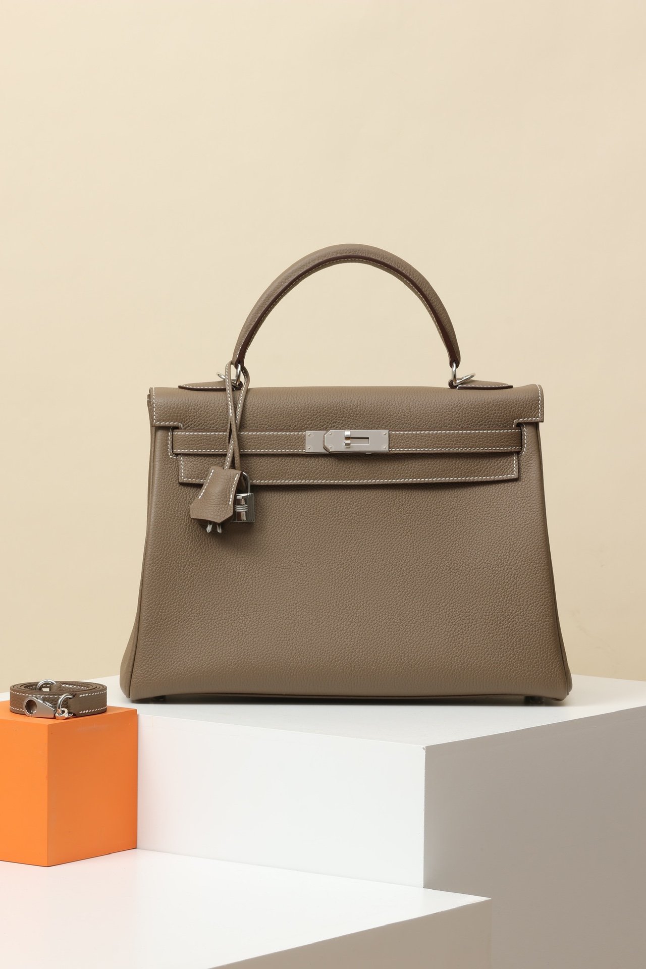 Hermès Kelly 32 CK18 大象灰 Togo 皮 銀扣