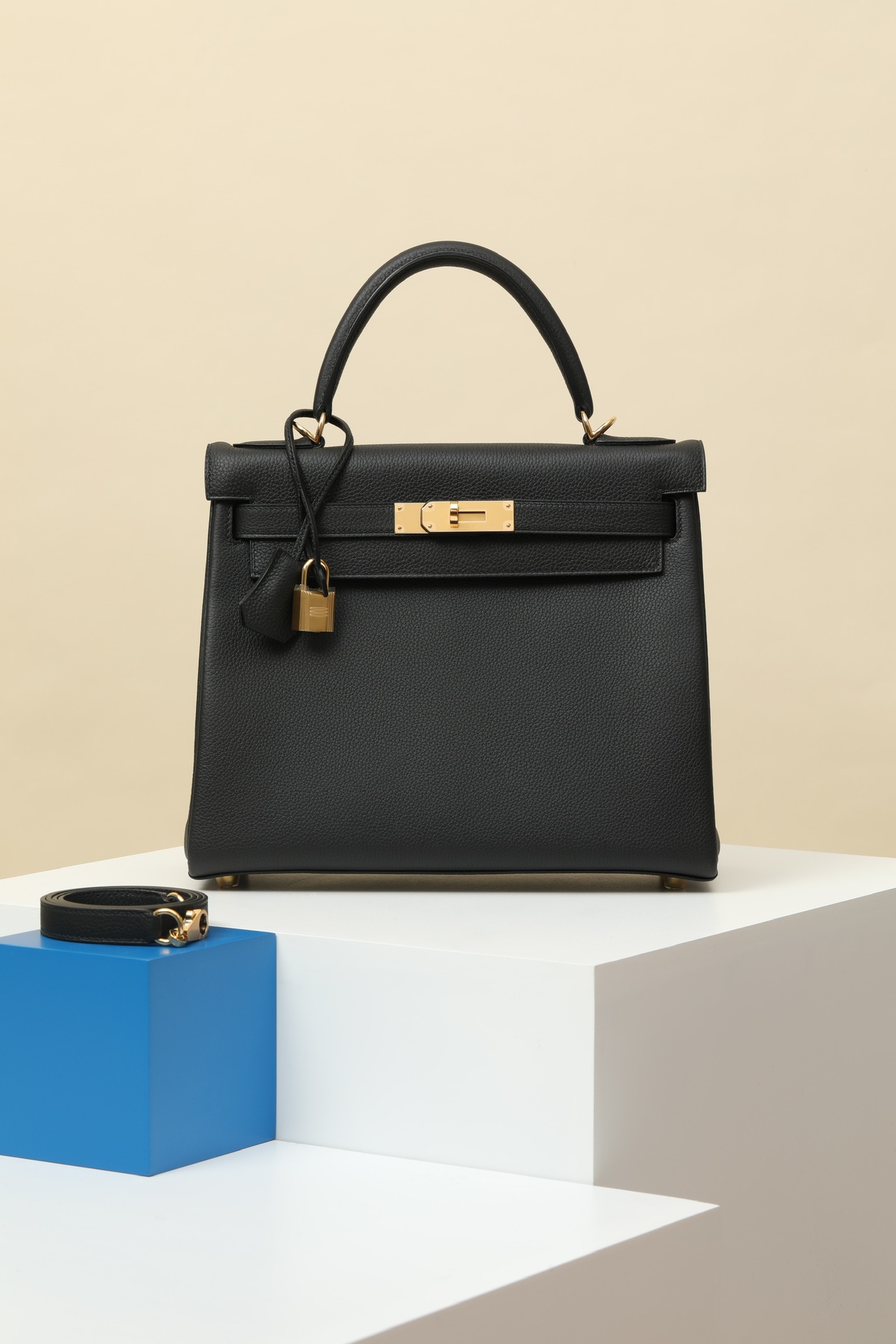 Hermès Kelly 28 CK89 黑色 Togo 皮 金扣