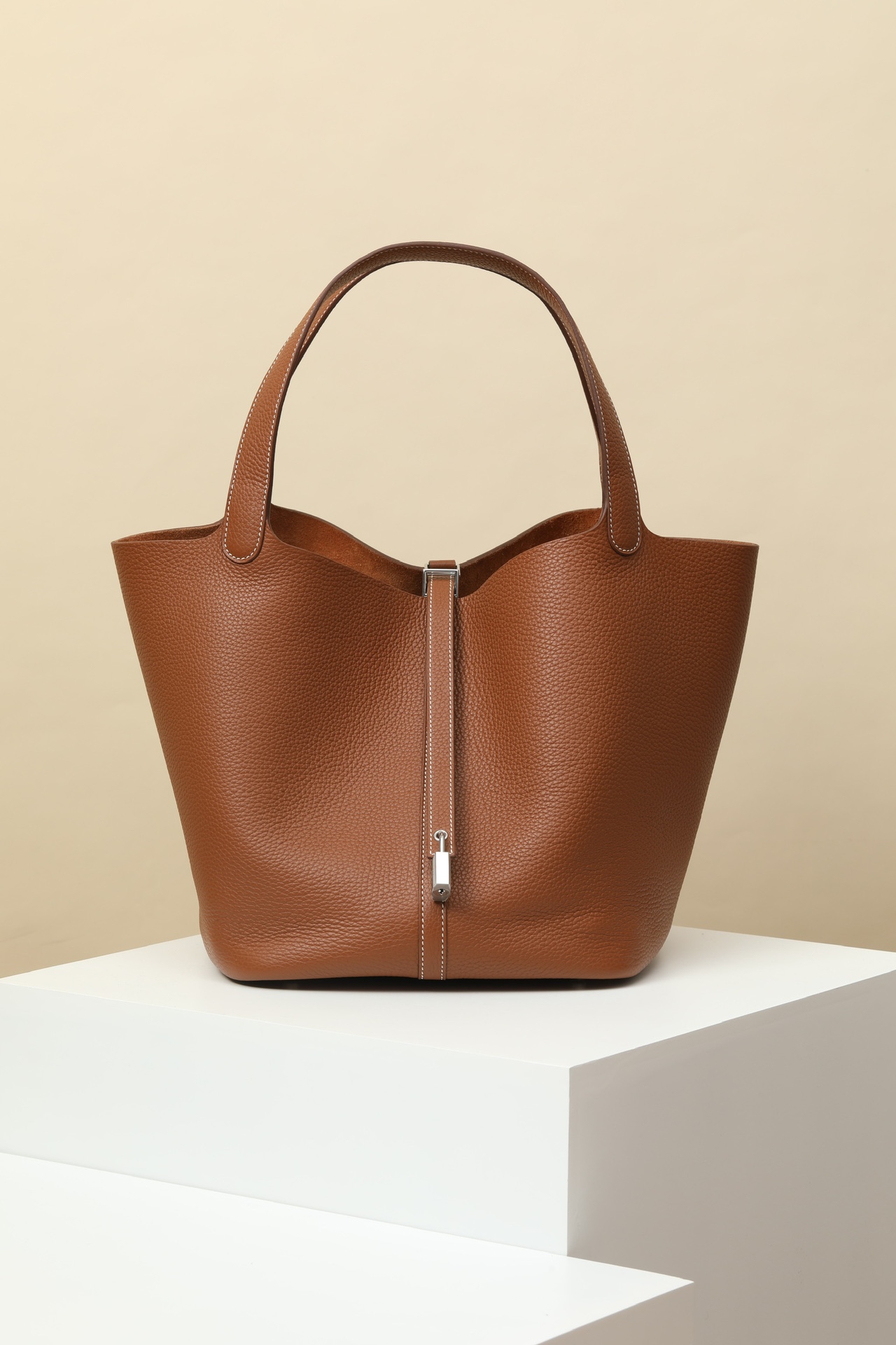 Hermès Picotin Lock 26 CK37 金棕 TC 皮 銀扣