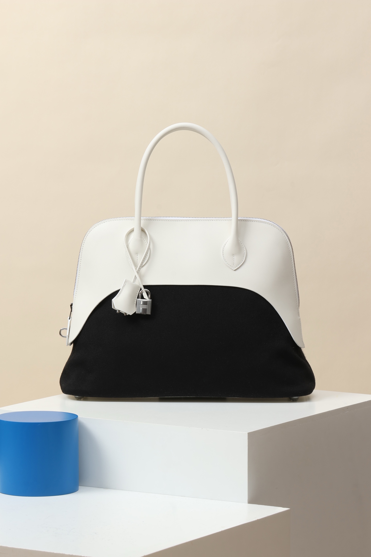 Hermès Bolide 35 01 純白／CK89 黑色 Box 皮拼帆布 銀扣