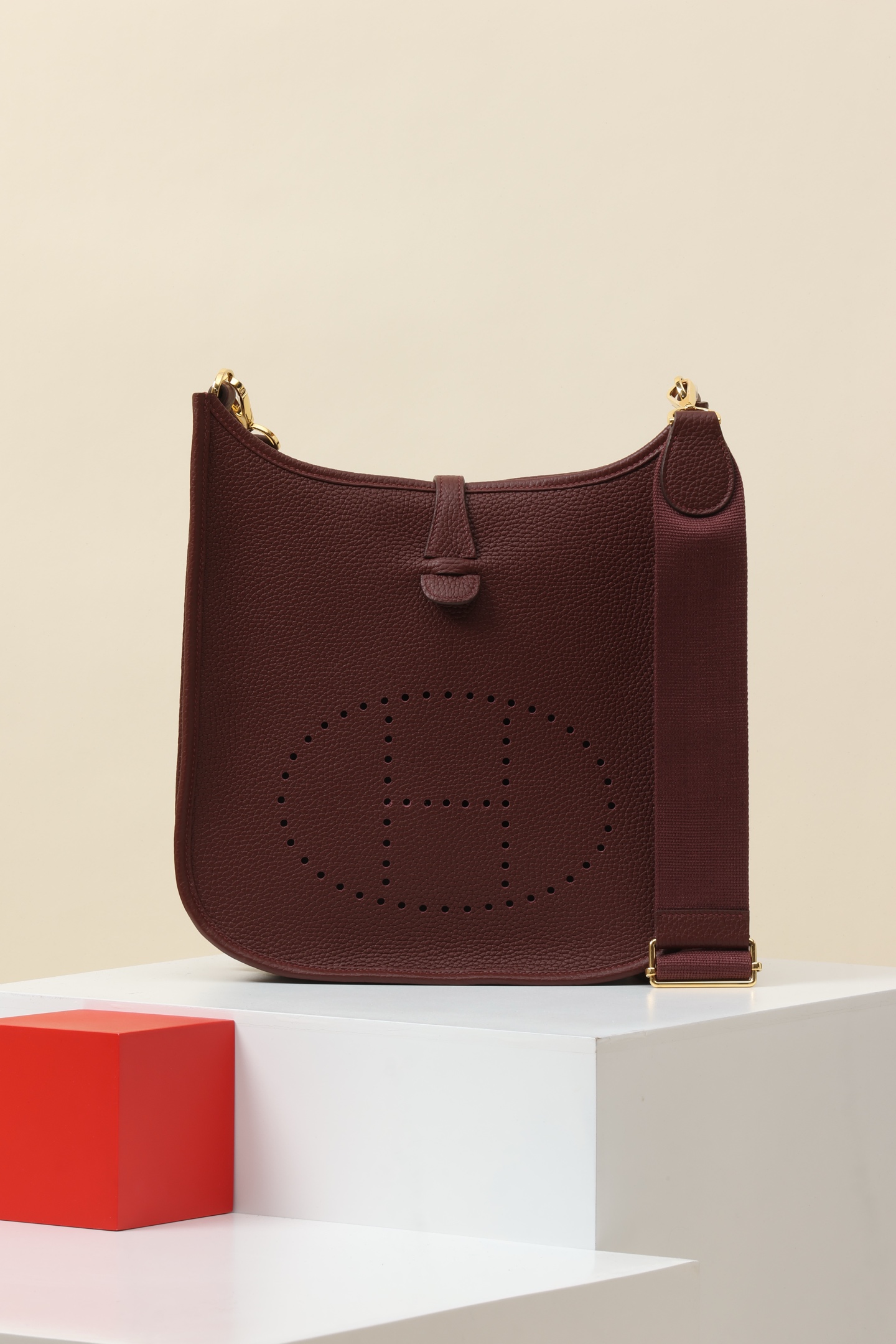 Hermès Evelyne 29 57 波爾多紅 TC 皮 金扣