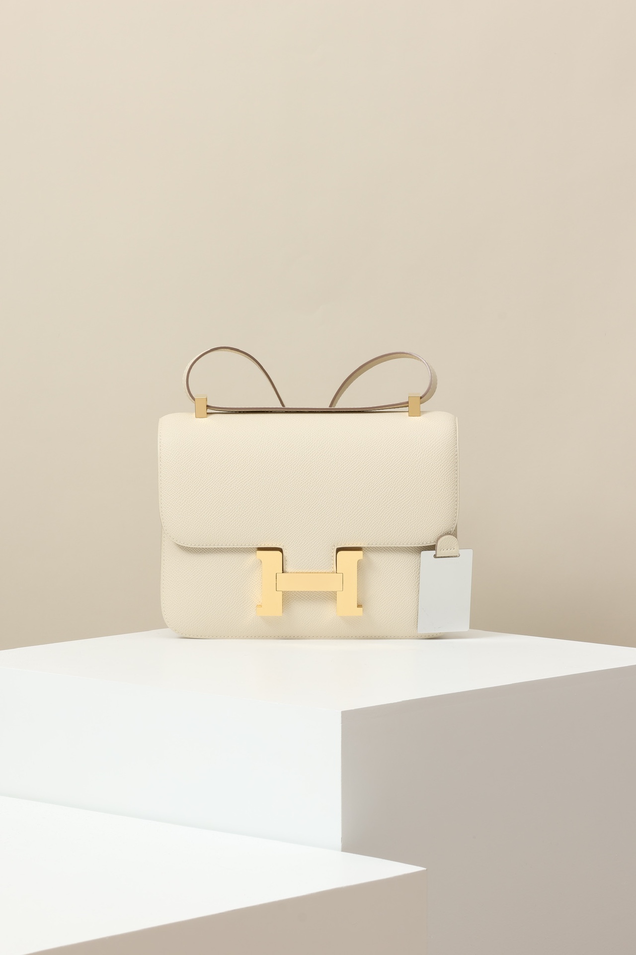 Hermès Constance 23 CC10 奶昔白 Epsom 皮 金扣
