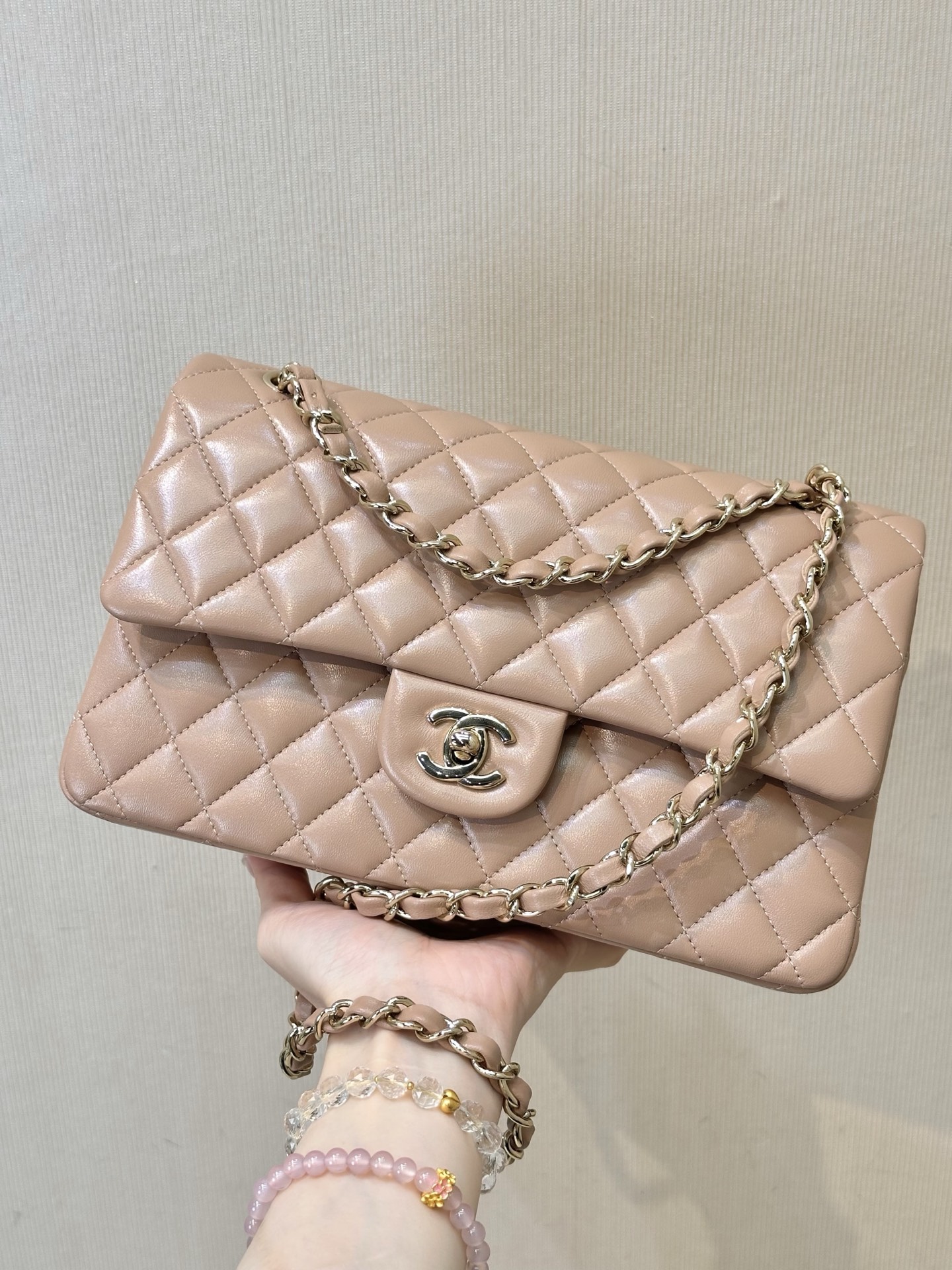 CHANEL 經典 11.12 25 奶茶色小羊皮 金扣