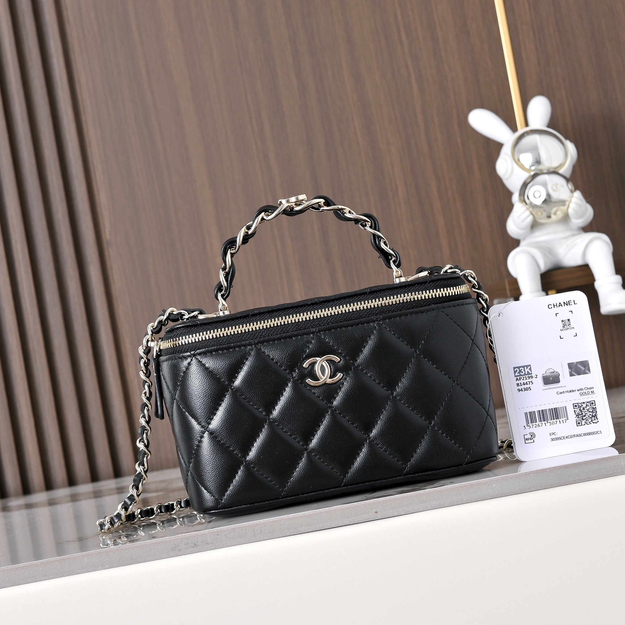 CHANEL Vanity Case AP2199 黑色小羊皮 鍊條手提化妝箱 金扣